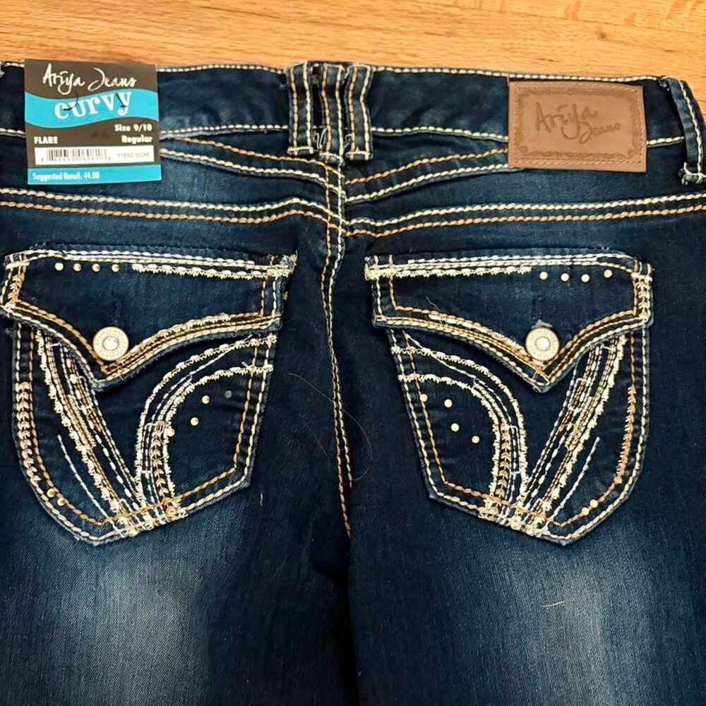 Ariya Y2K low rise flare jeans curvy fit embellished pockets dark wash sz 9 NWT